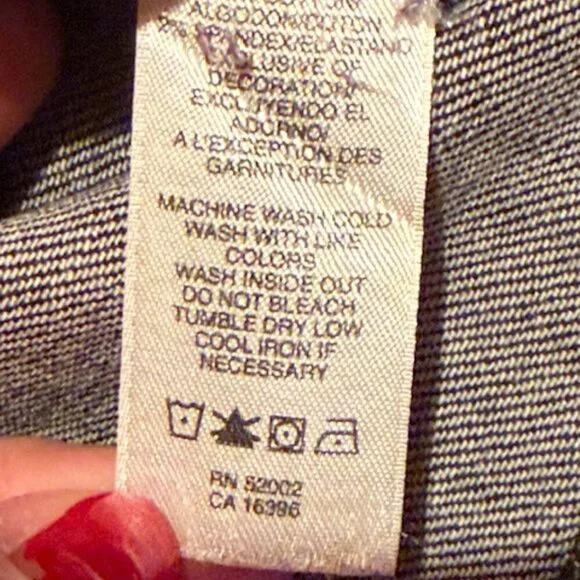 DKNY Jeans Women's Black Cropped Denim Military Style Jacket Stretch Faded L EUC - Picture 16 of 16